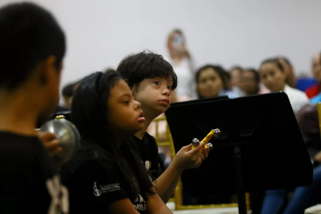 Niños con Síndrome de Down Sinfónica de Carabobo