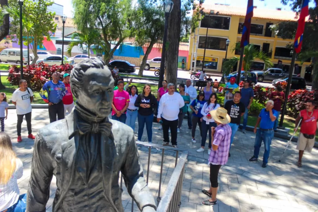 plaza Bolívar de Naguanagua