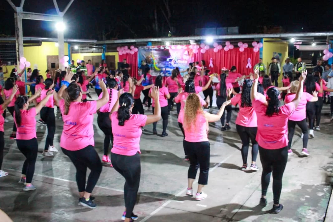 ALCALDÍA DE NAGUANAGUA CONMEMORÓ CON BAILOTERAPIA EL DÍA MUNDIAL DE CONCIENTIZACIÓN SOBRE EL CÁNCER DE MAMA (8) Alcaldía de Naguanagua bailoterapia