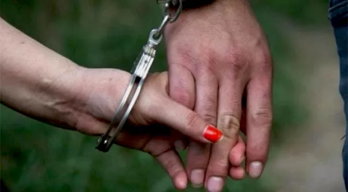 pareja de extorsionadores en Caracas