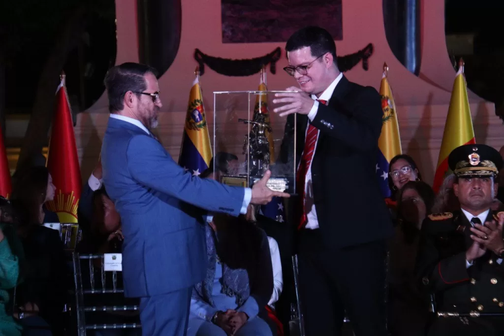 rehabilitaron Plaza Bolívar de Valencia