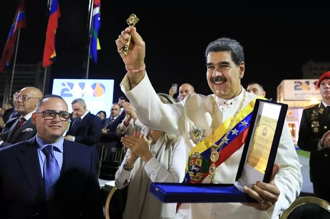 Maduro recibió llaves Puerto Cabello