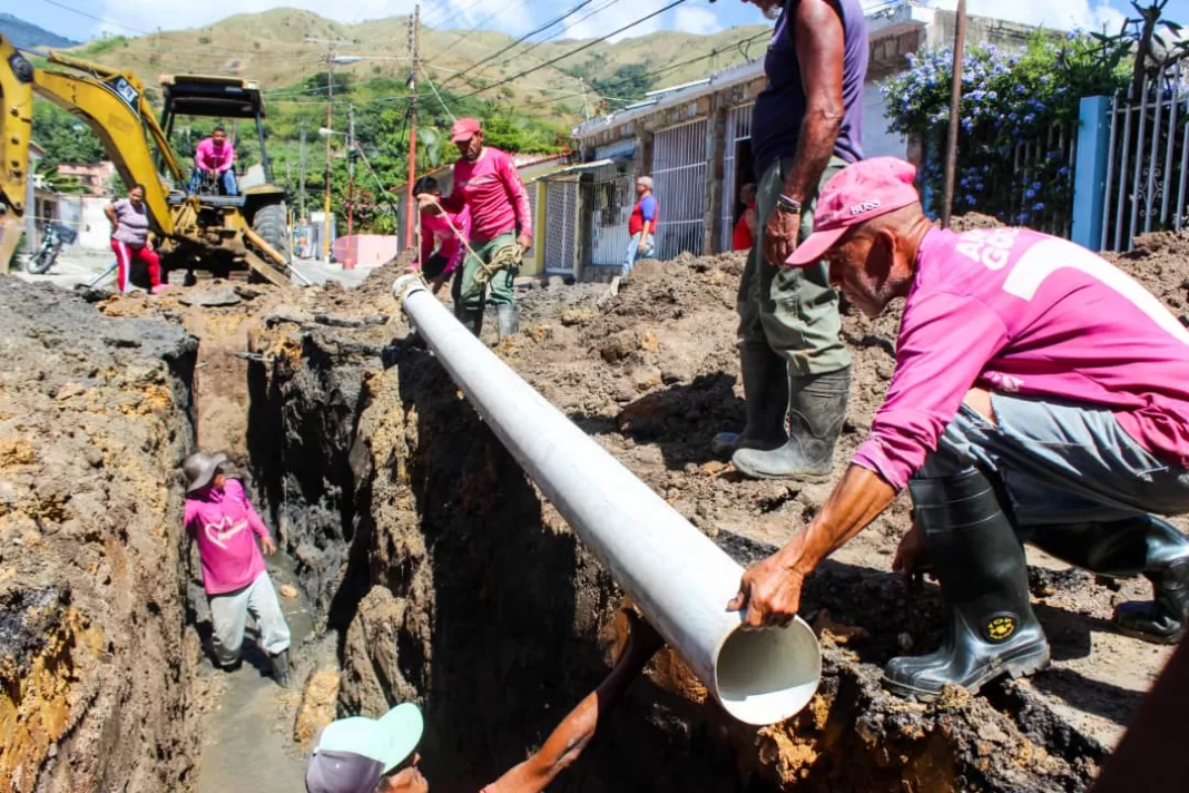 Alcaldía de Naguanagua sustituyó tramo de colector