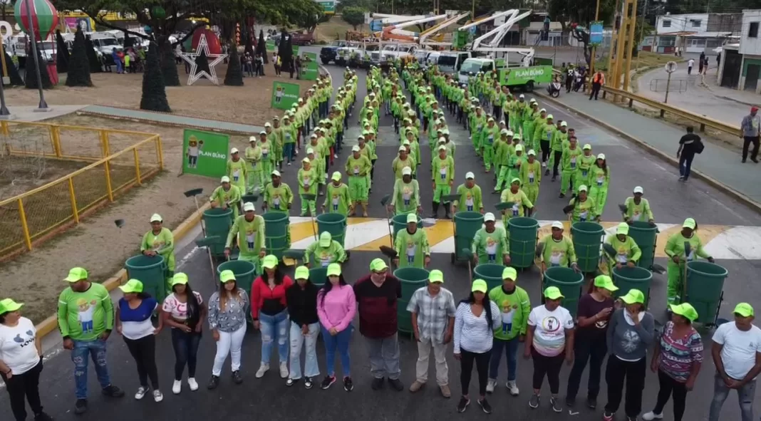 Alcalde Fuenmayor desplegó el Plan Búho con operativo especial de limpieza en Valencia este 25 de diciembre (1) Alcalde Fuenmayor operativo especial de limpieza