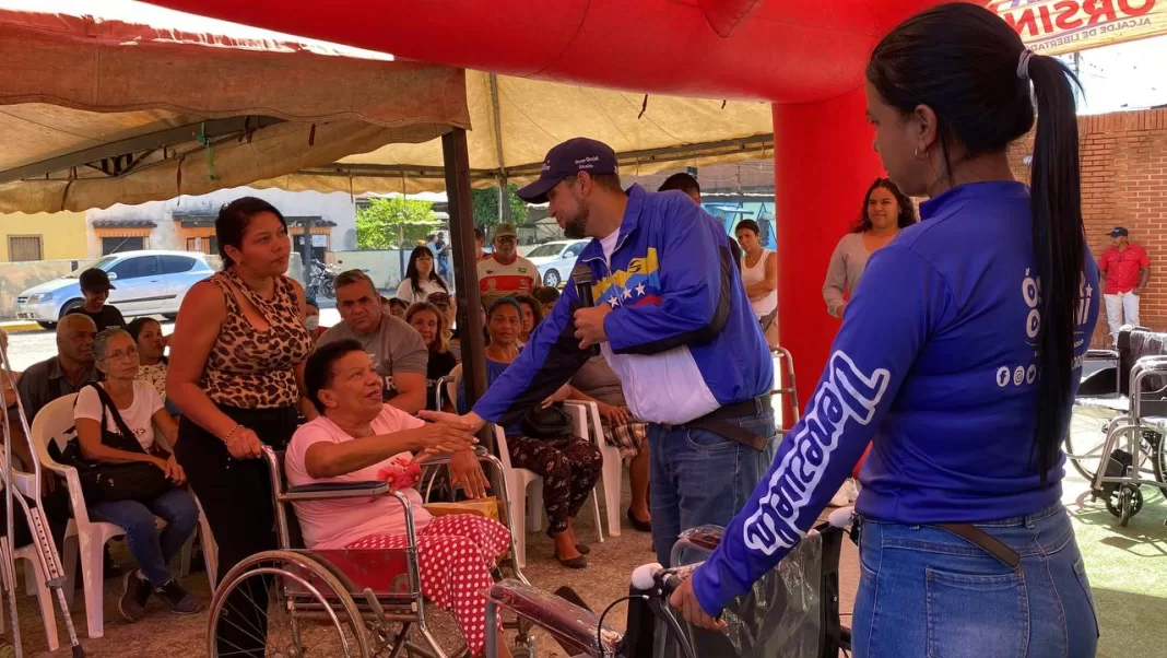 Entregan ayudas técnicas municipio Libertador