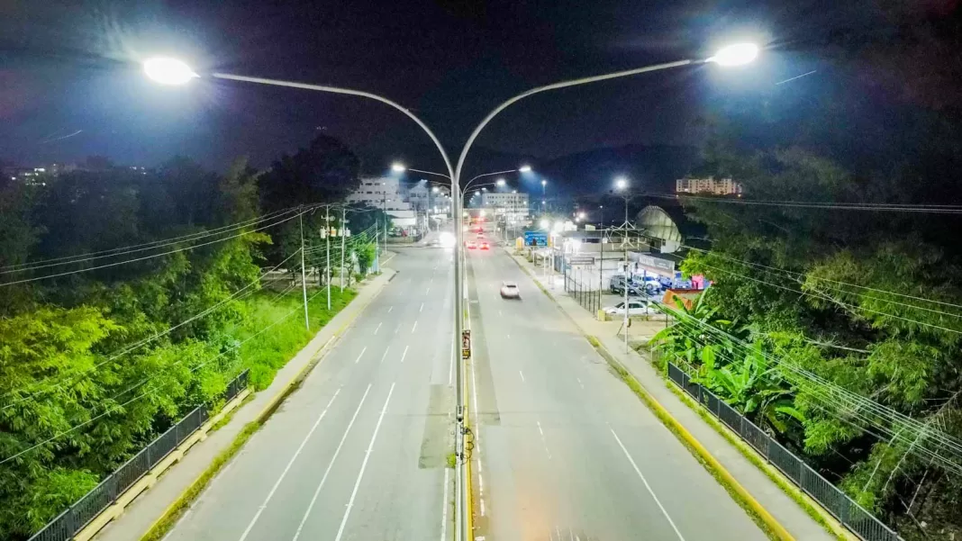 Plan de alumbrado público alcaldesa Ana González