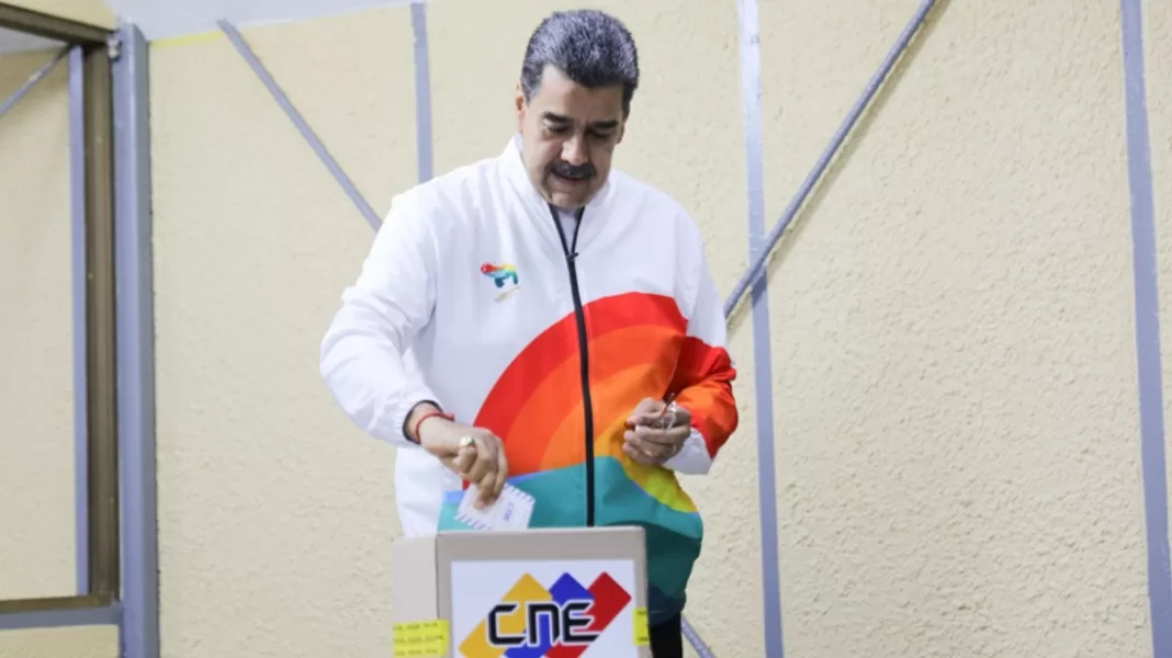 Nicolás Maduro voto