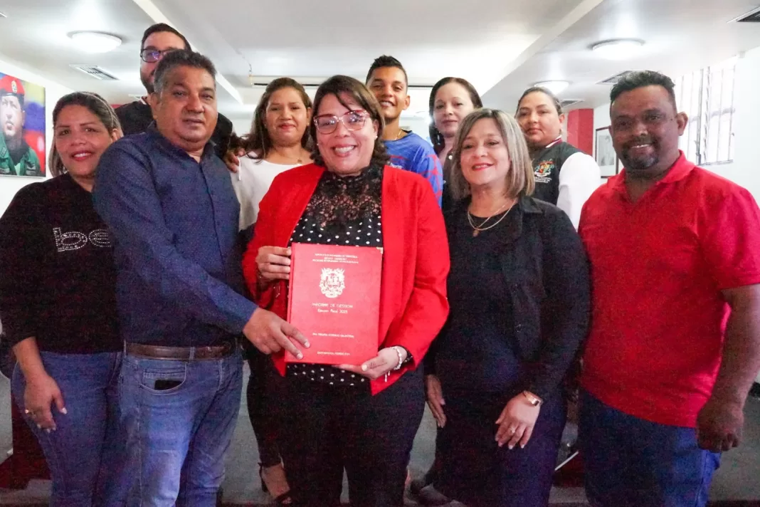 Alcaldesa Ana González entregó informe de gestión