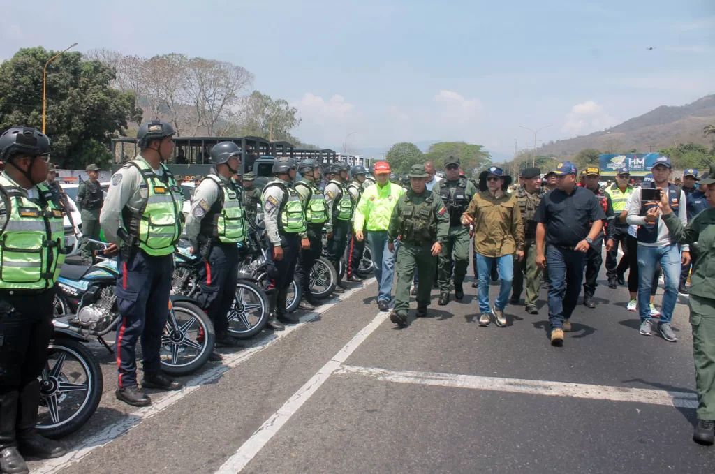 funcionarios dispositivo “Semana Santa”