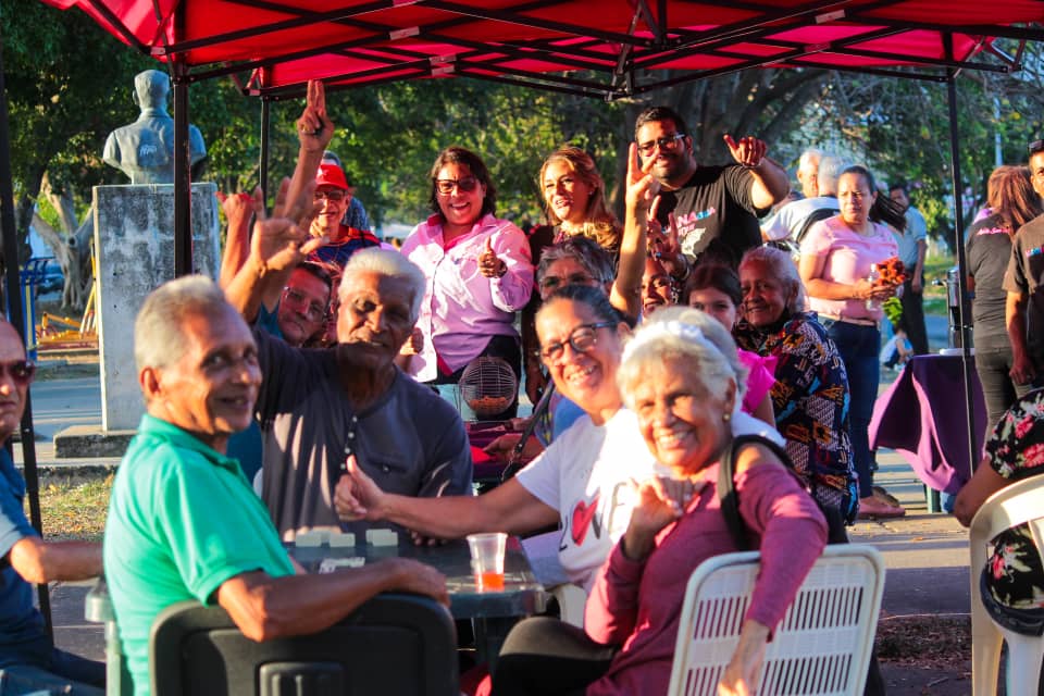 Programa tarde con los abuelos Naguanagua