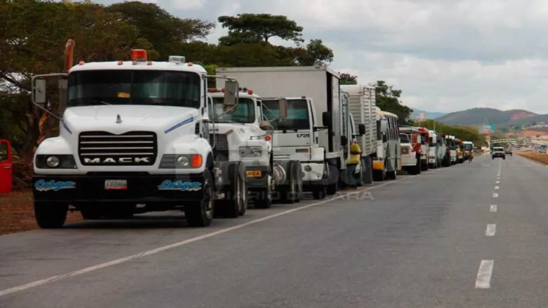 vehículos carga Semana Santa