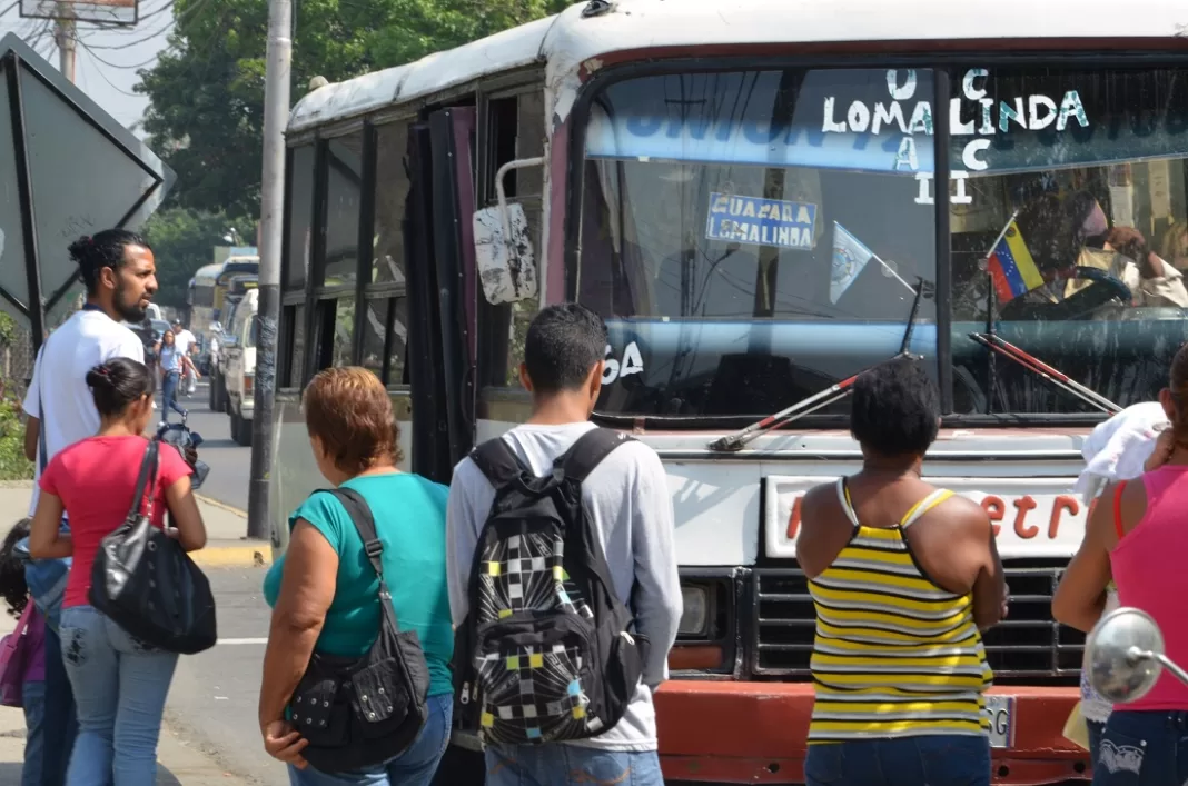 Guacara conductores adultos mayores