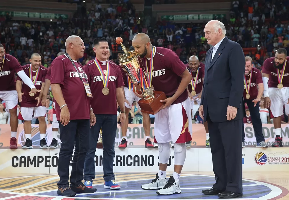 Toros José “Grillo” Vargas