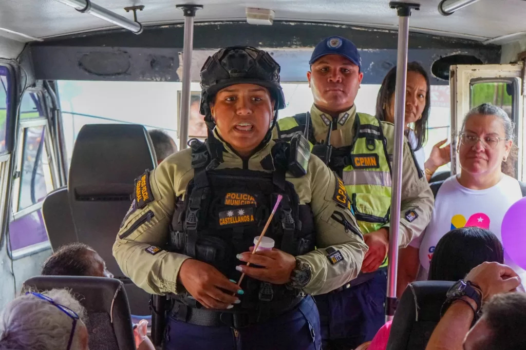 Ni una más no te quedes callada y denuncia