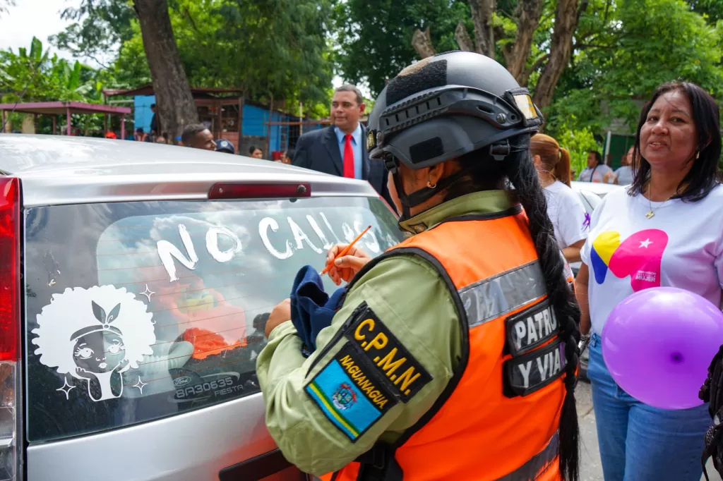 Ni una más no te quedes callada y denuncia