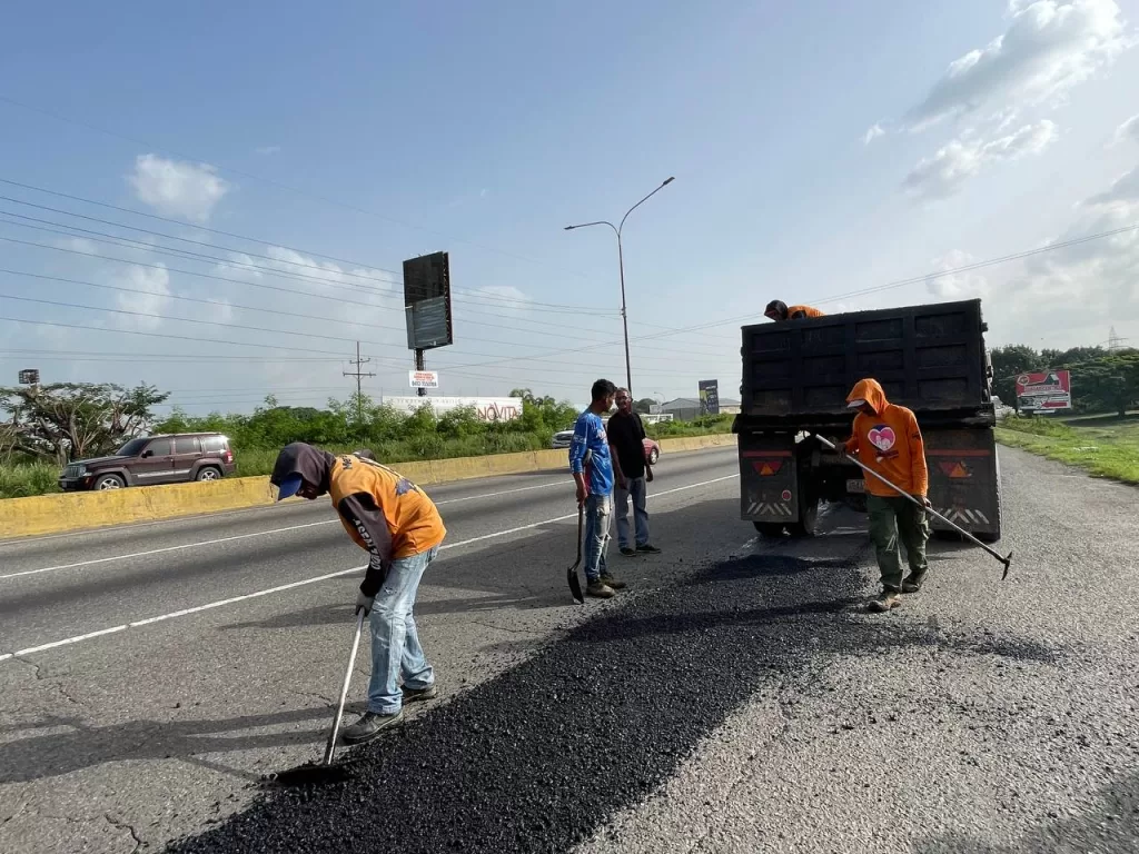 Autopista Regional Centro Los Guayos