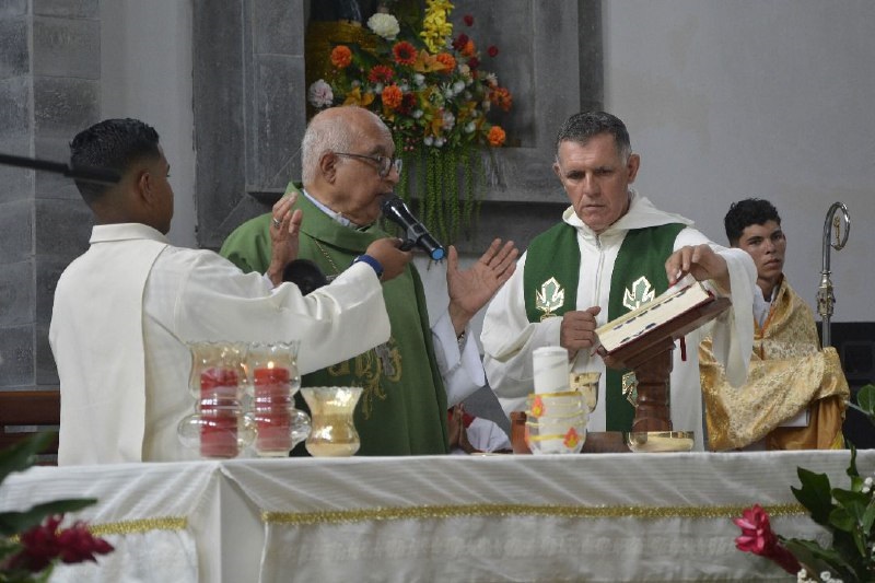 Monseñor Saúl Figueroa San Juan Bosco