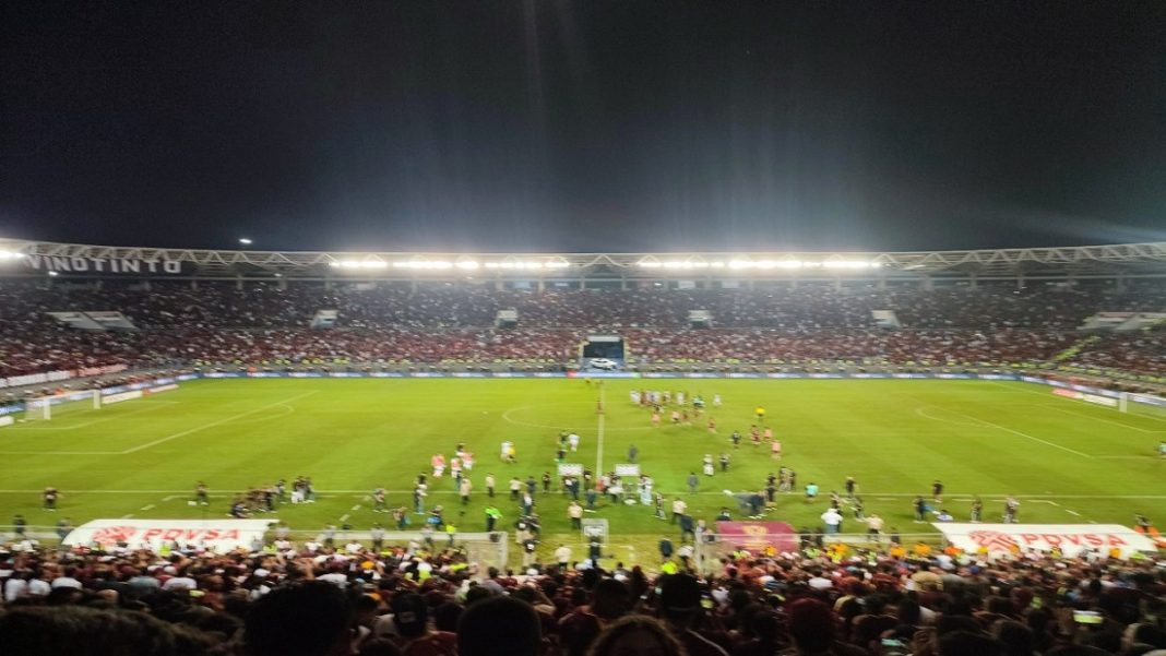 Monumental Maturín juego