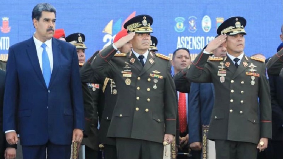 Nicolás Maduro FANB