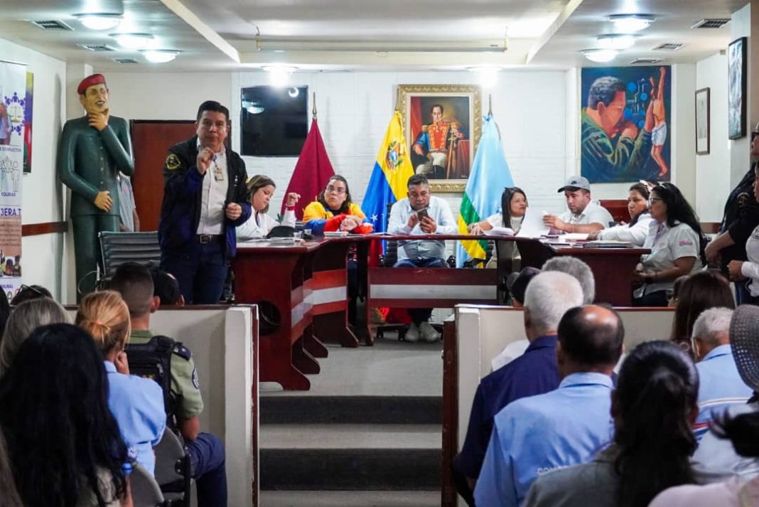 Activados en Naguanagua comités para la consulta pública