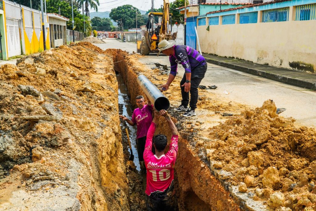 colectores aguas servidas La Begoña Tarapío