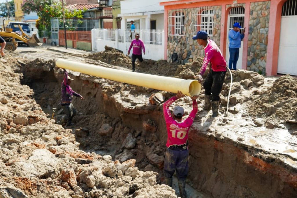colectores aguas servidas La Begoña Tarapío