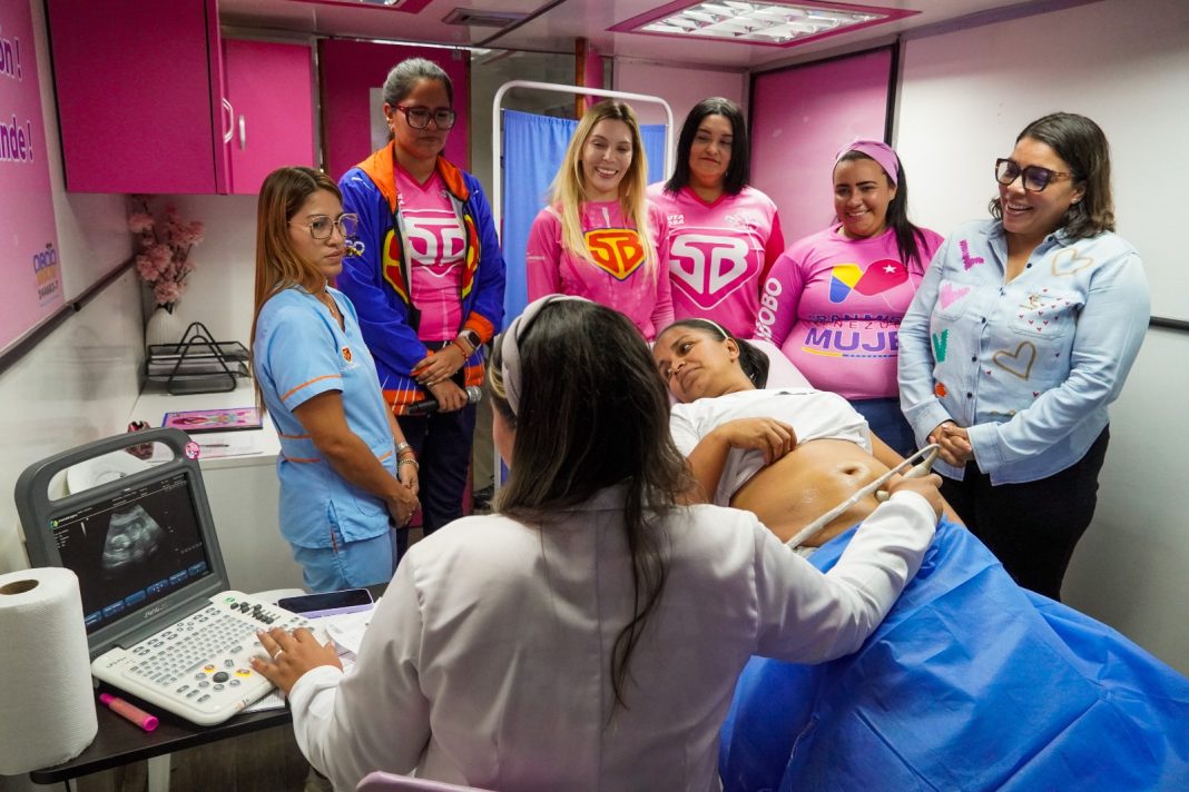 Mujeres municipio Naguanagua