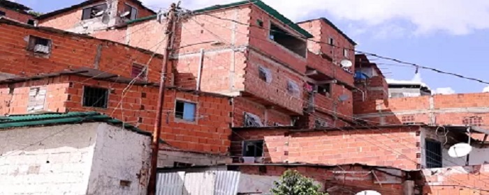 Adolescente platabanda niño