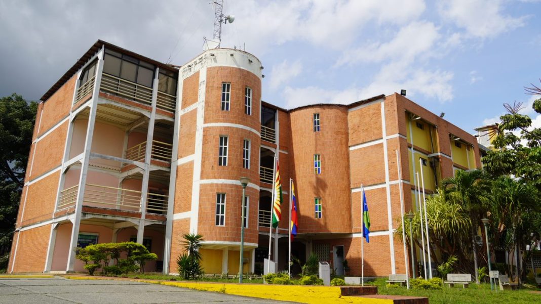 Universidad Yacambú celebra 35 años