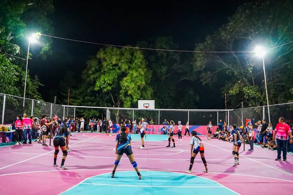 cancha deportiva Las Quintas