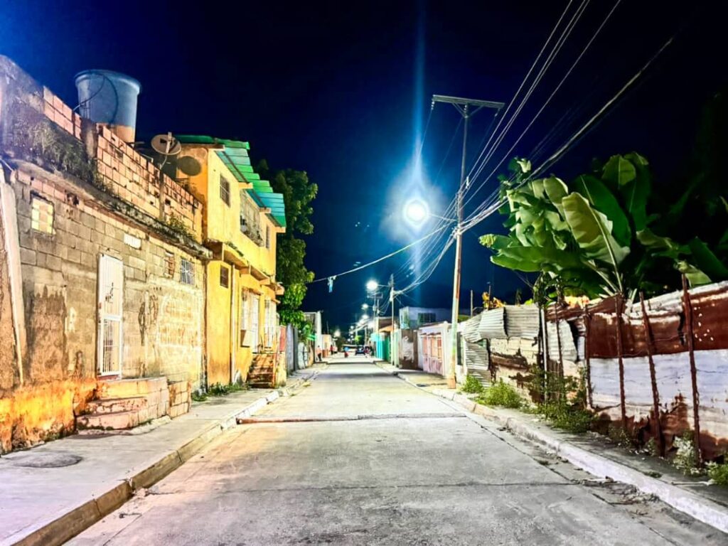 lámparas LED en Naguanagua