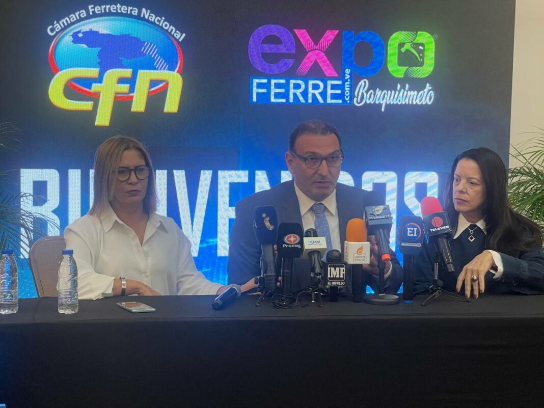 Cámara Ferretera Nacional y Procolombia