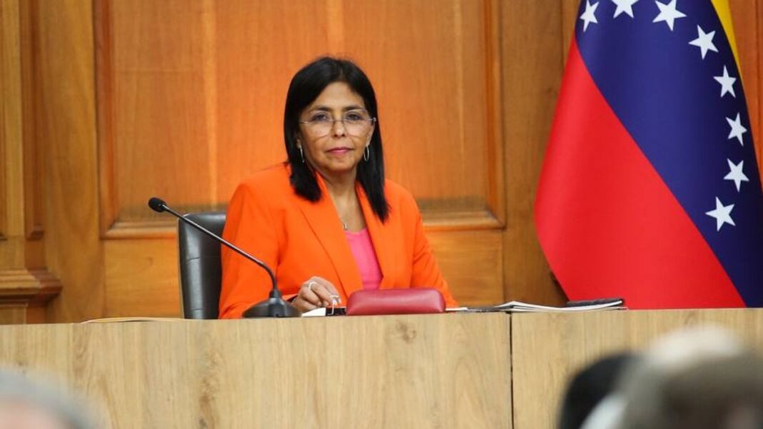 Empresas internacionales de petróleo no requieren licencia