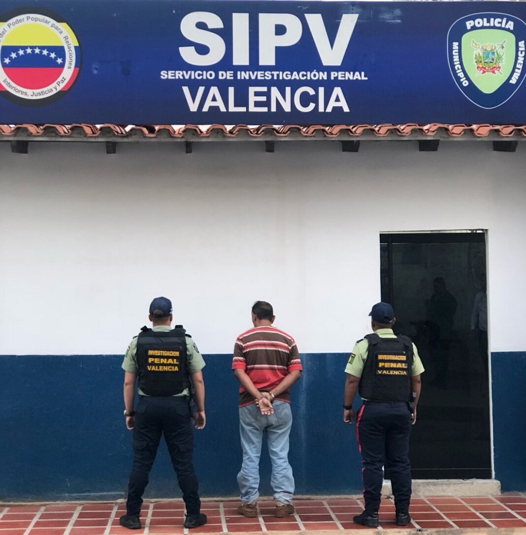PoliValencia hombre sobrino