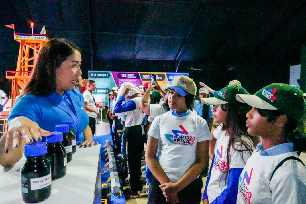 Jóvenes carabobeños aprenden sobre Hidrocarburos en la Expo Feria “Niñas y Niños Productores 2025 en Naguanagua (9) Jóvenes carabobeños aprenden sobre Hidrocarburos
