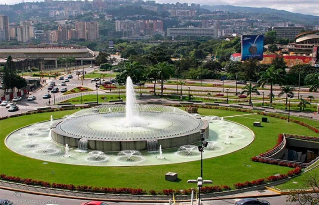 Plaza Venezuela rehabilitación