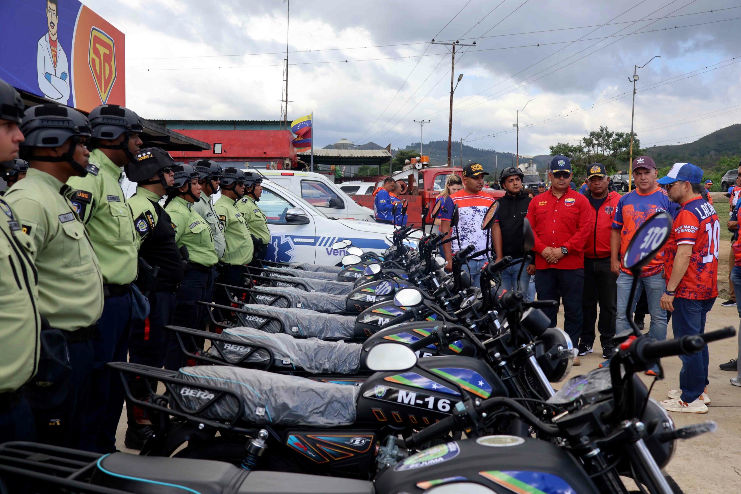 dotación a la Policía Municipal de Bejuma
