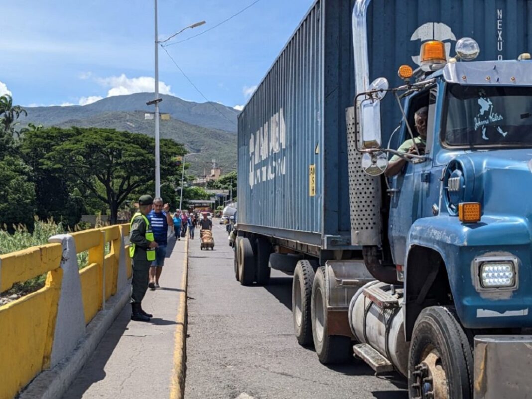 transporte frontera colombo - venezolano