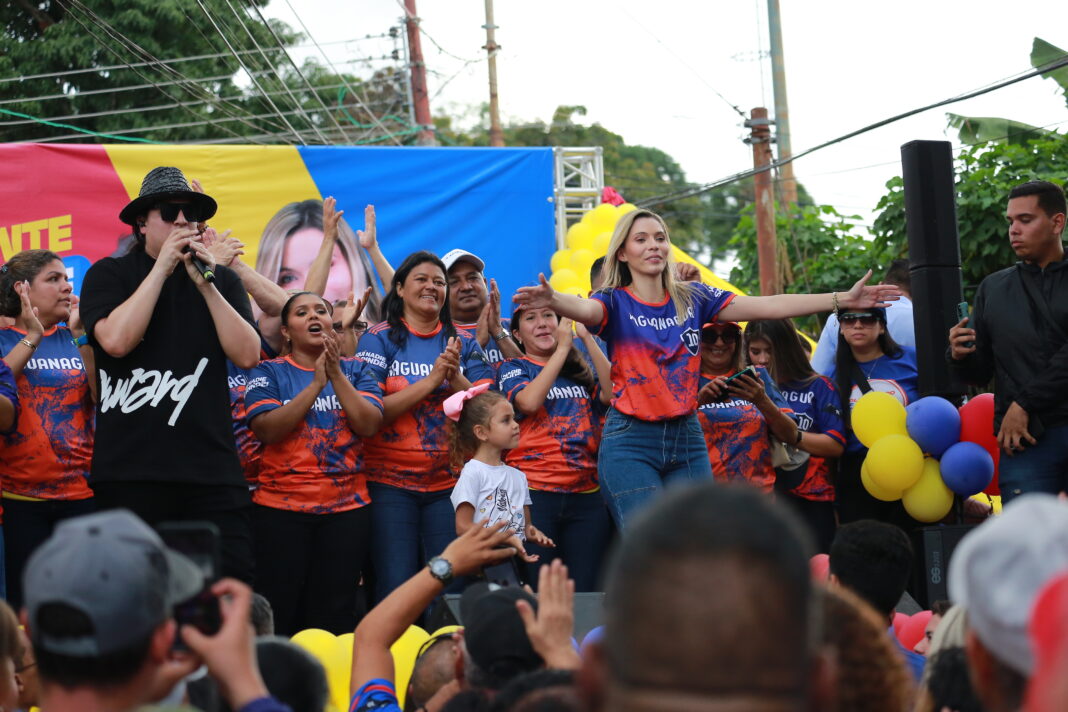 Elizabeth Niño inicio la campaña electoral