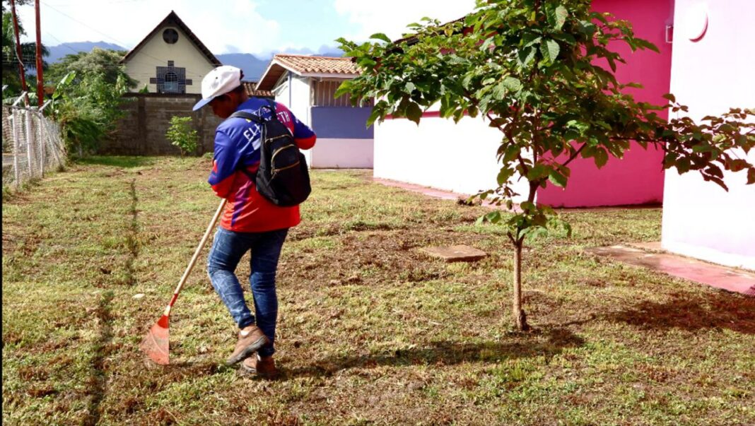 Alcaldesa Elizabeth Niño intensifica plan de limpieza en planteles educativos de Naguanagua (3) plan de limpieza en planteles educativos de Naguanagua
