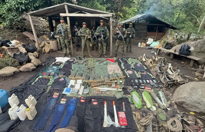 FANB desactivo campamento FANB desactivó campamento terrorista