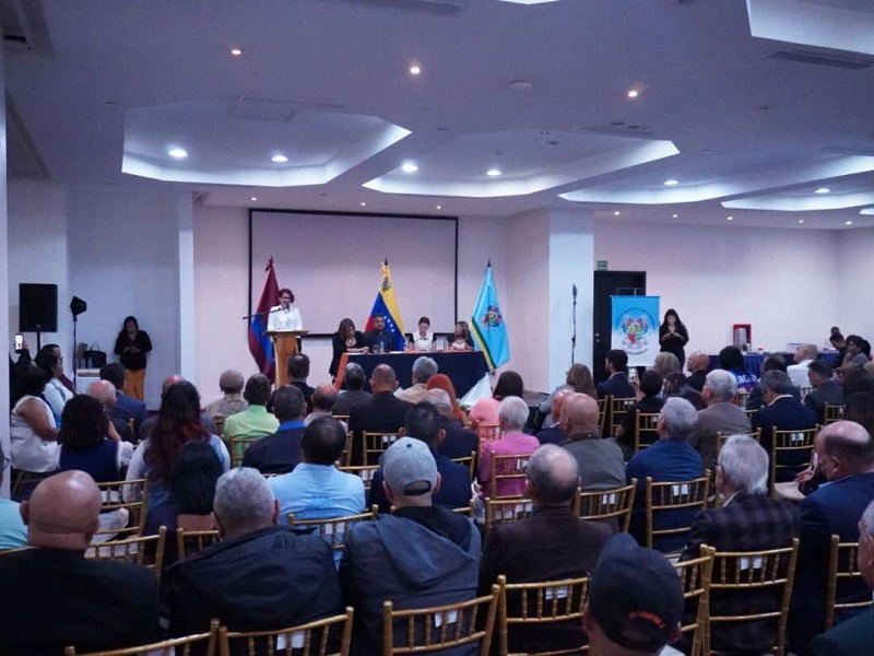 Alcaldesa Elizabeth Niño ingenieros