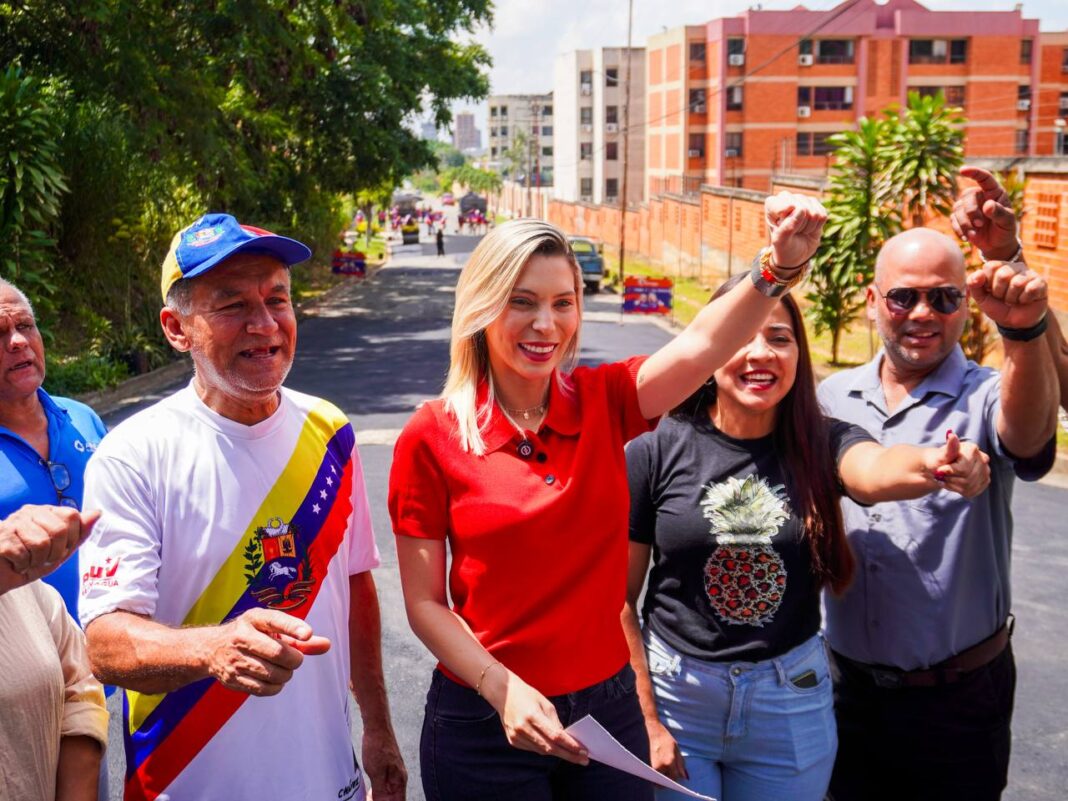 Alcaldesa Elizabeth Niño estrena Así Avanza Naguanagua