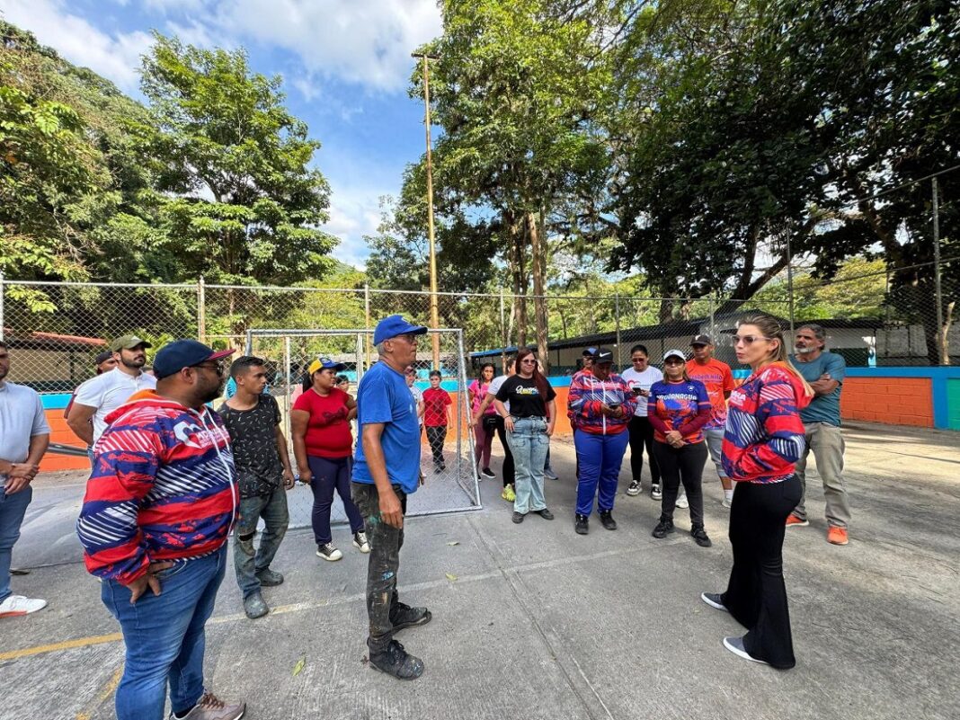 Alcaldesa Elizabeth Niño supervisa ejecución de proyectos de la Consulta Popular Nacional de la Juventud en Naguanagua (1) Consulta Popular Nacional Juventud Naguanagua