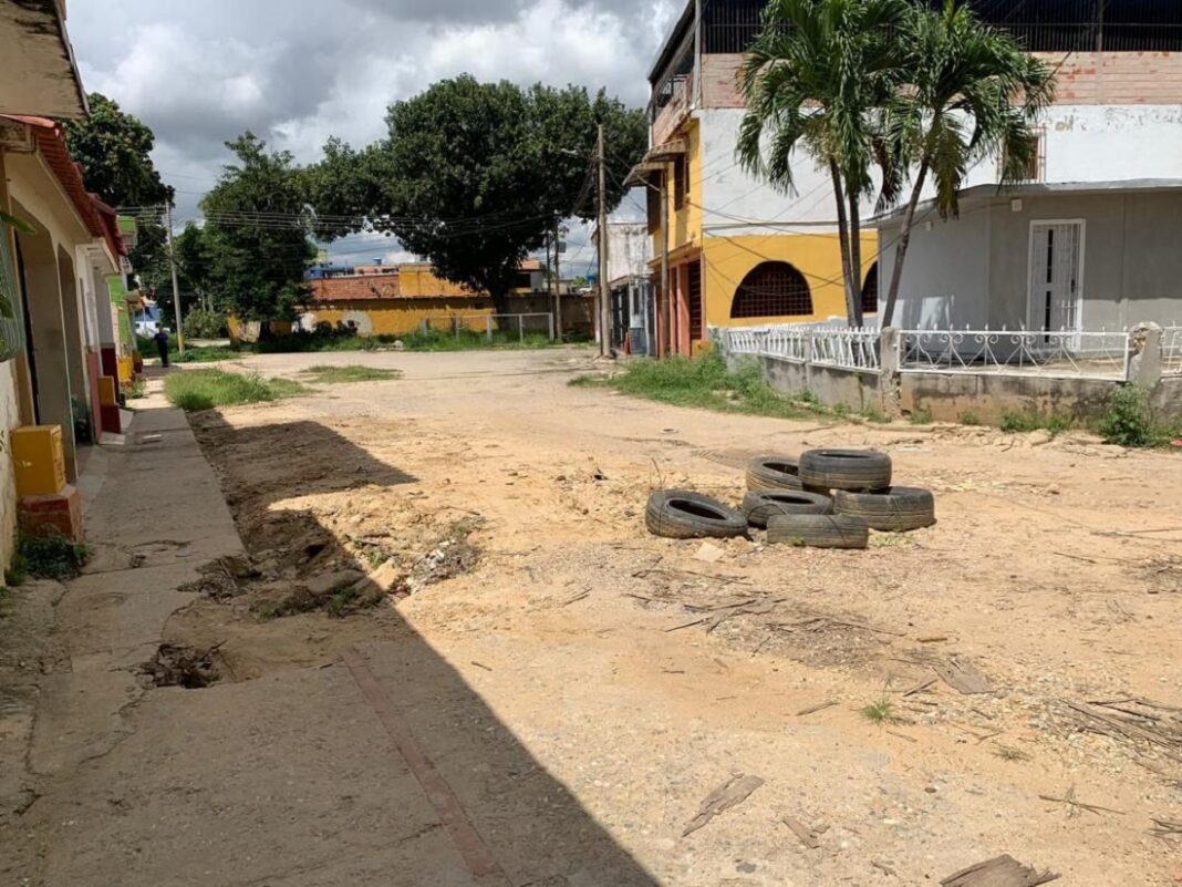 arreglo vía La Isabelica