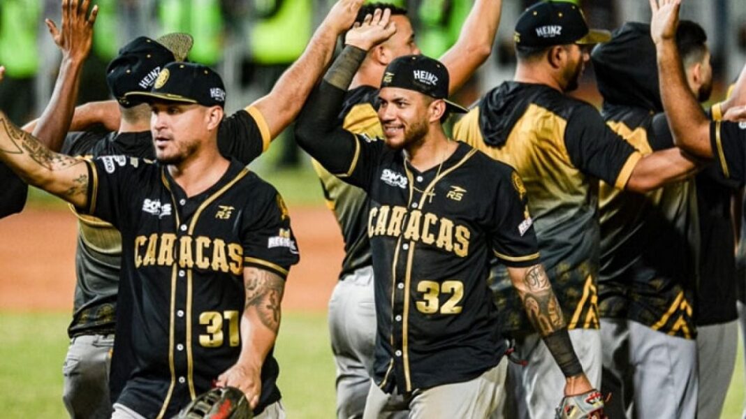 leones del caracas nuevo logo