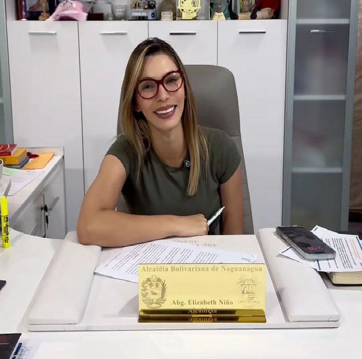 alcaldesa exoneración pago de impuestos inmuebles urbanos