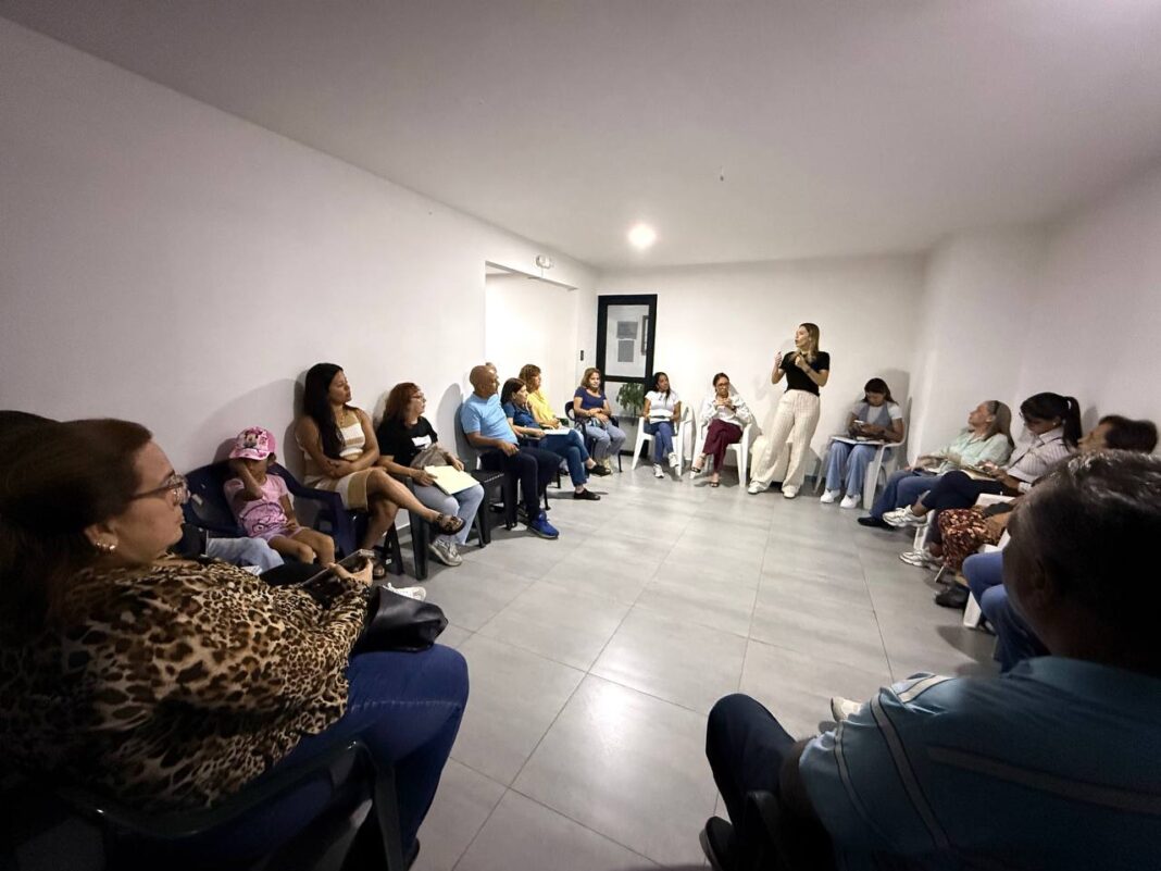 Alcaldesa Elizabeth Niño refuerza atención a condominios